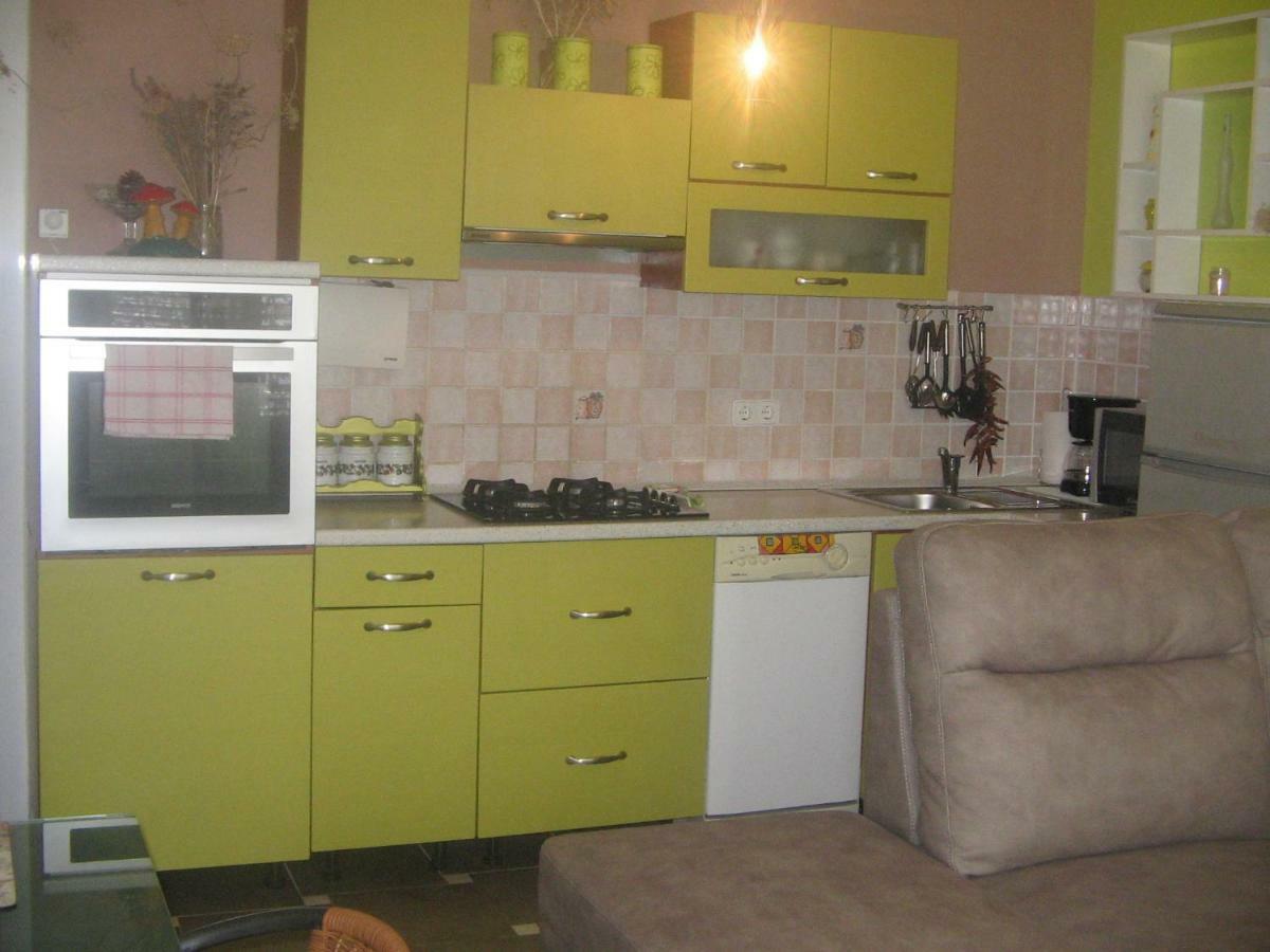 크리크베니카 Apartman Karla 아파트 외부 사진
