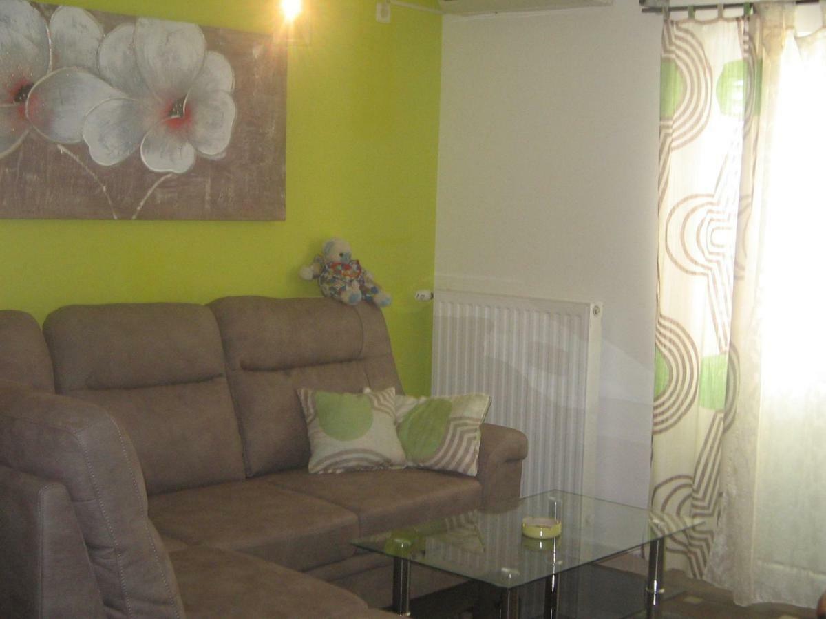 크리크베니카 Apartman Karla 아파트 외부 사진