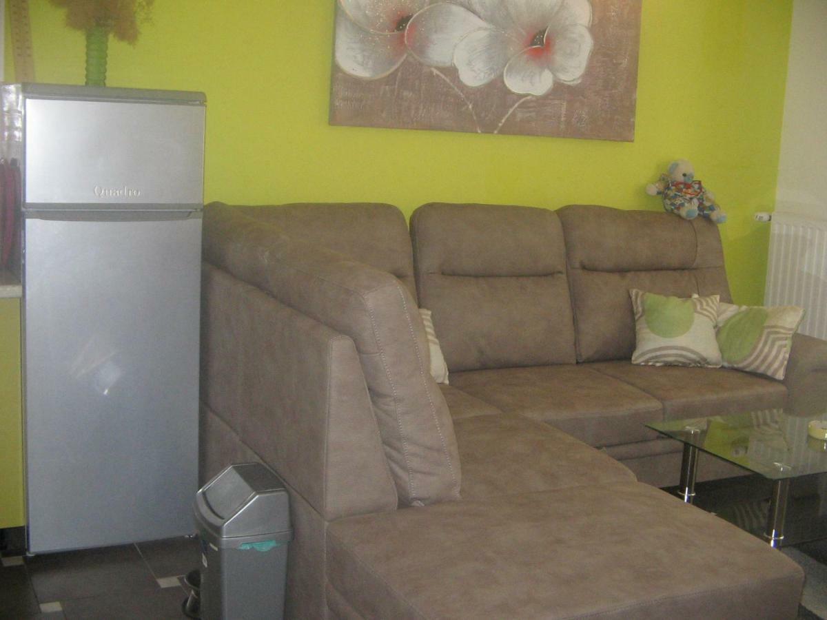 크리크베니카 Apartman Karla 아파트 외부 사진